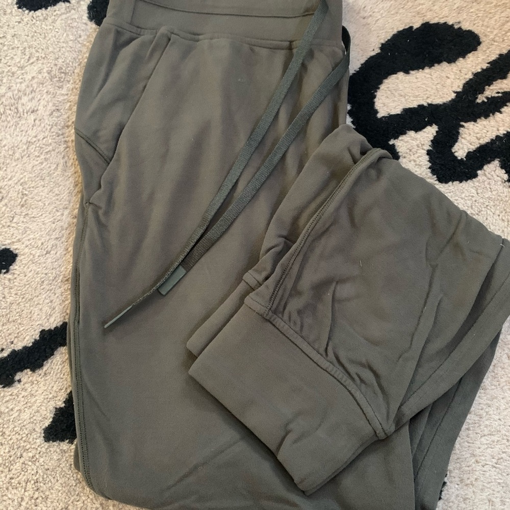 Ready to Rulu Jogger- sz8